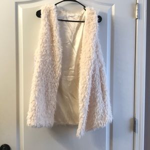 Boutique cream vest